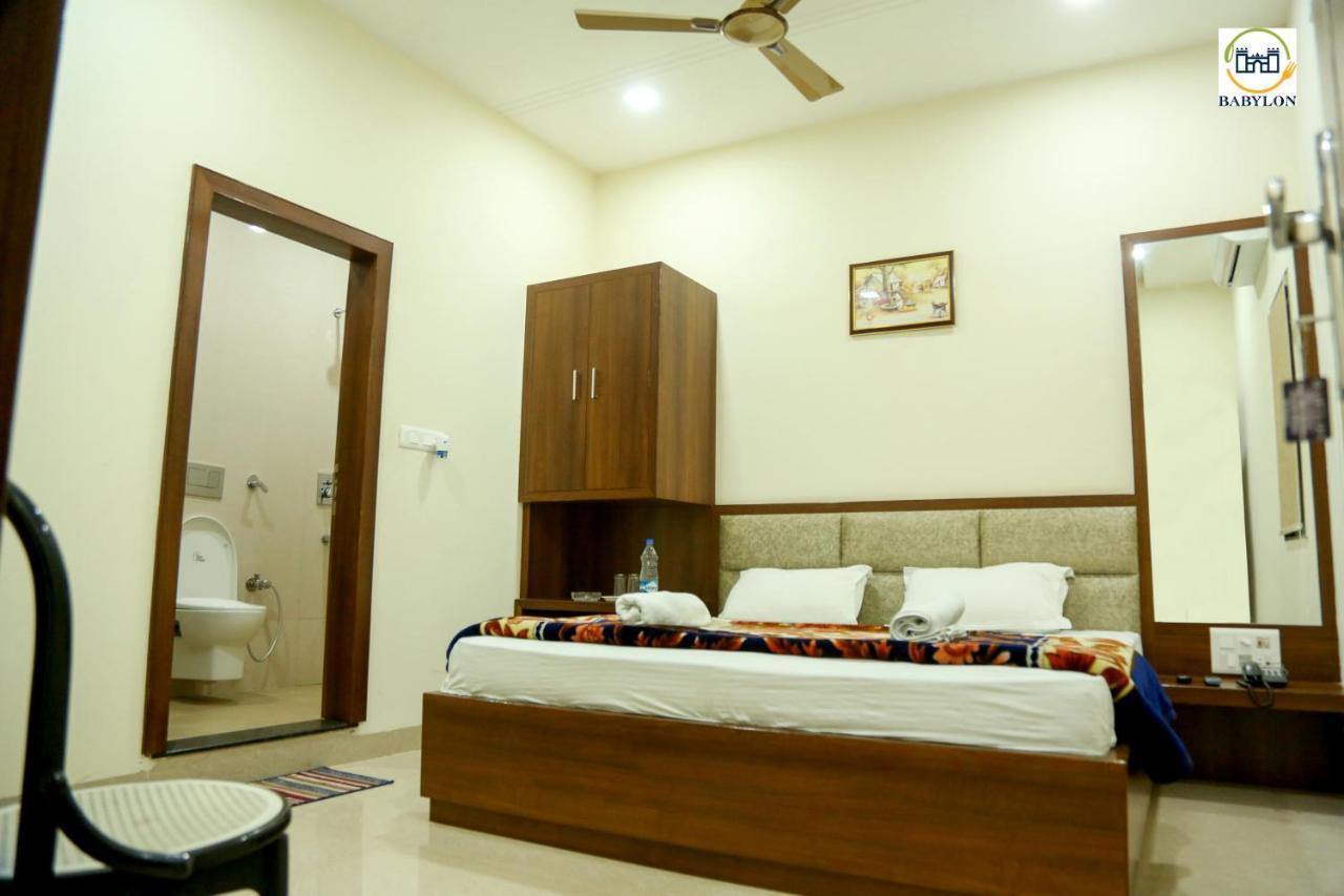 Hotel Babylon Regency, Opp Krishna Janmasthan Temple Mathura Dış mekan fotoğraf